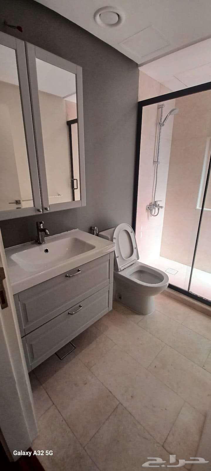 5 bedroom apartment in Al Nahda 5