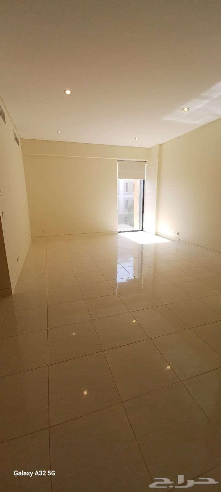 5 bedroom apartment in Al Nahda 6