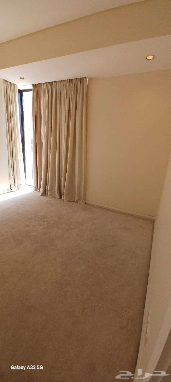 5 bedroom apartment in Al Nahda 7