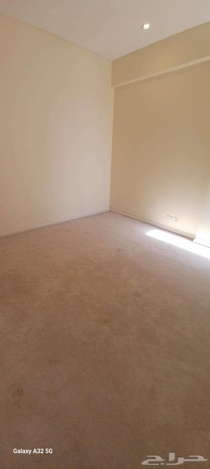 5 bedroom apartment in Al Nahda 10