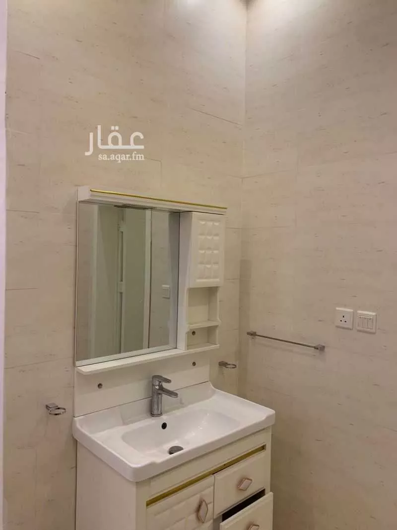 5 bedroom apartment in As Salhiyah 1