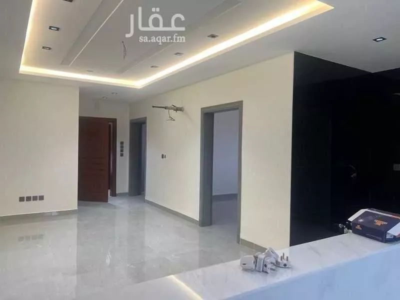 3 bedroom apartment in Al Sawari 6