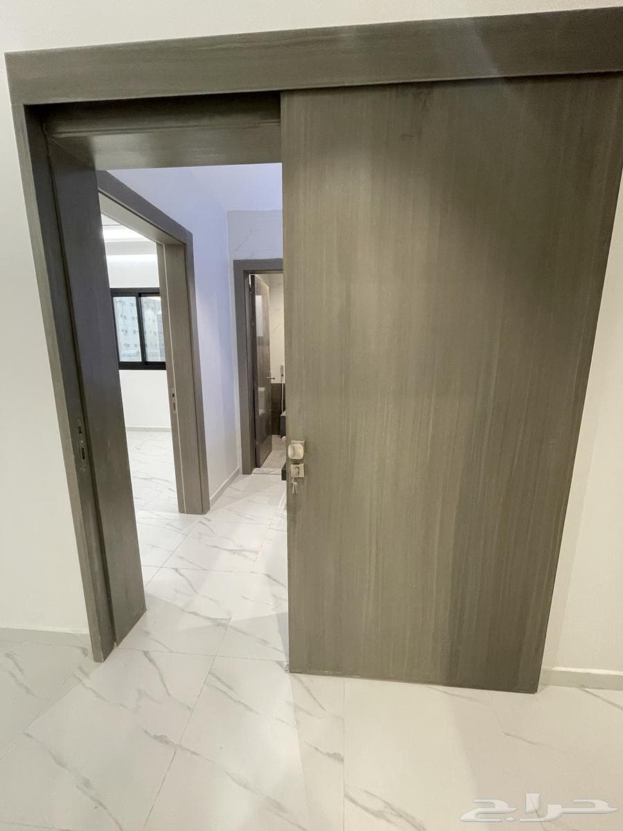 شقة 4 غرف في السلامة 17