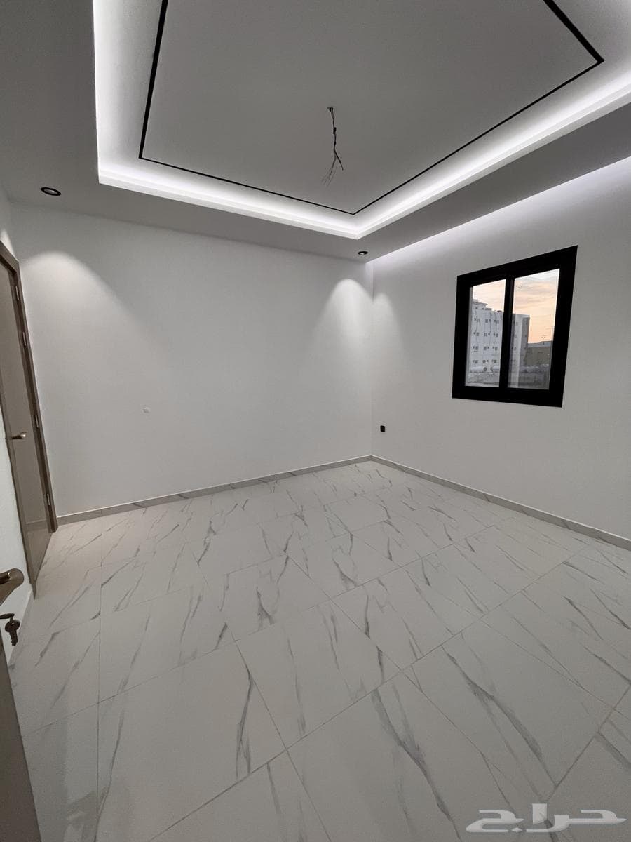 شقة 4 غرف في السلامة 6