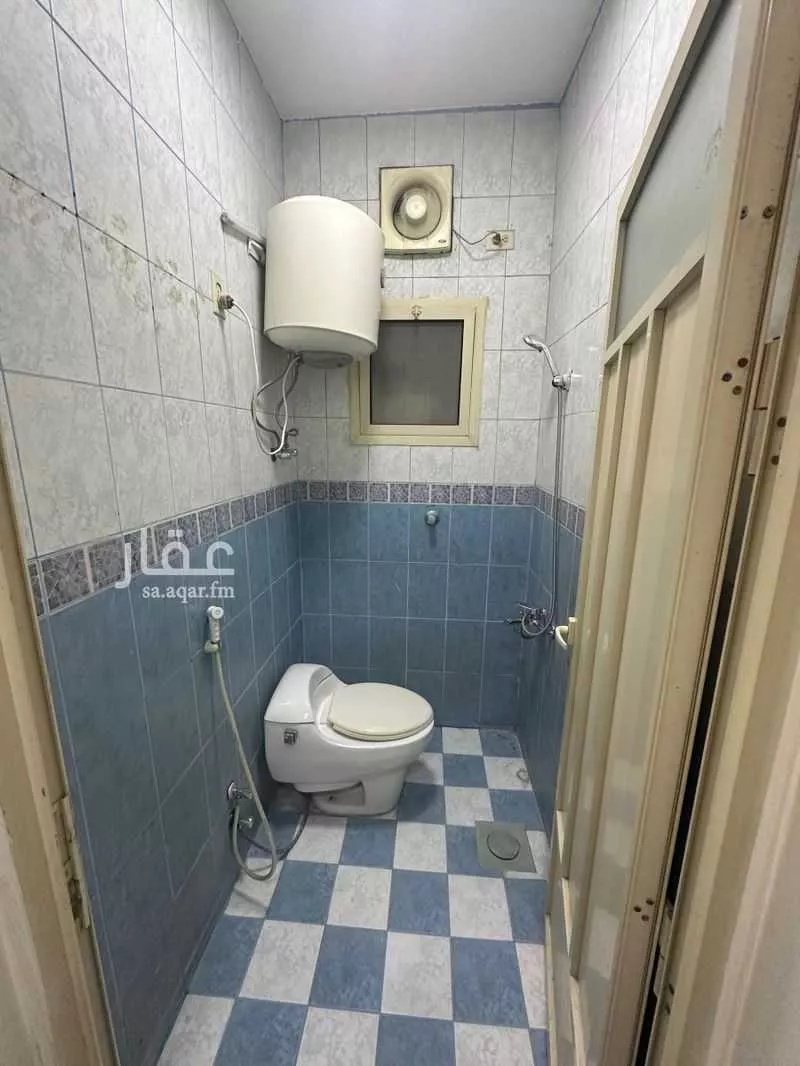 شقة 1 غرف في احد 4