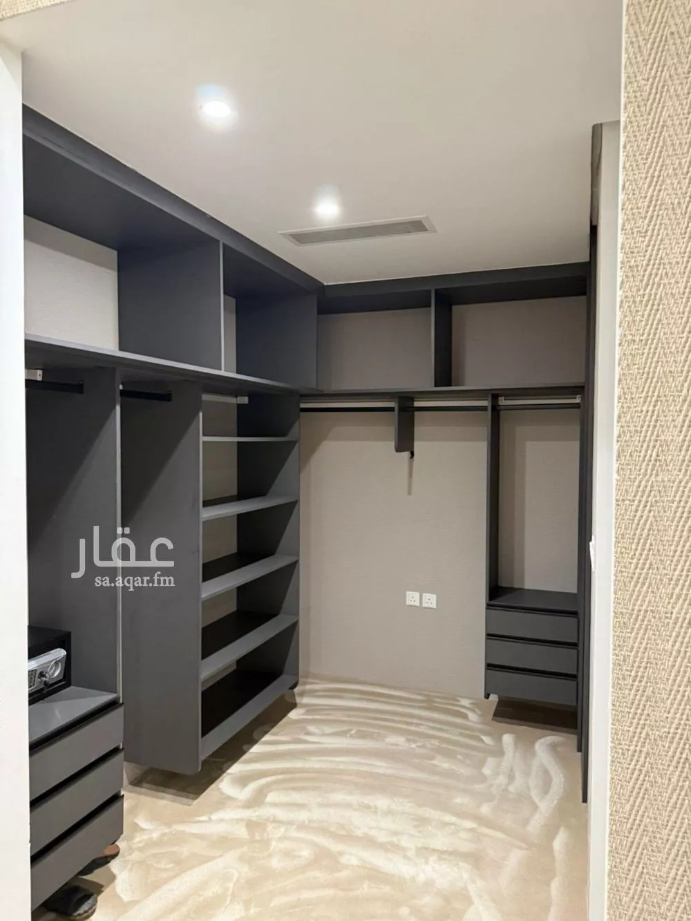 3 bedroom villa in Al Narjis 13