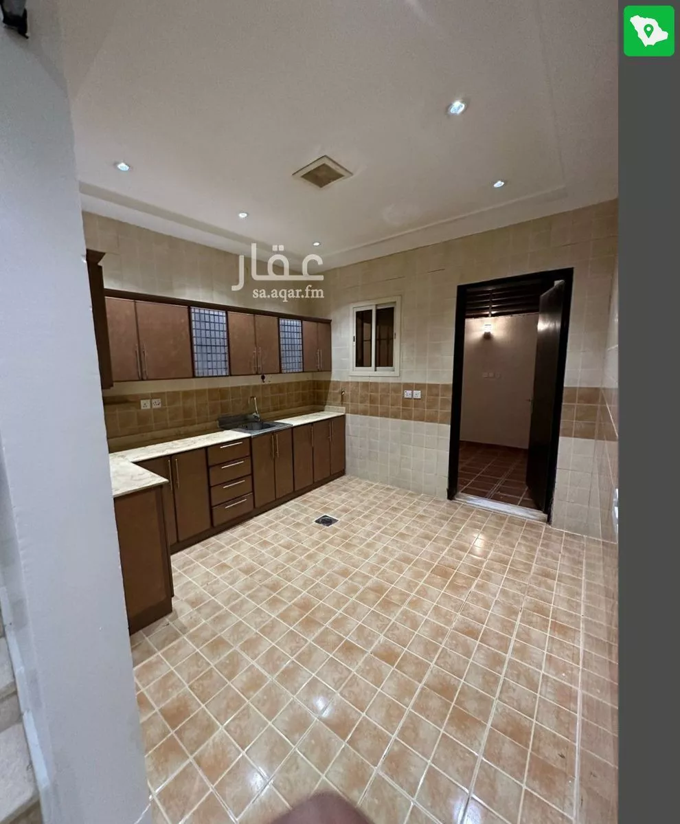 6 bedroom villa in Al Yasmin 8