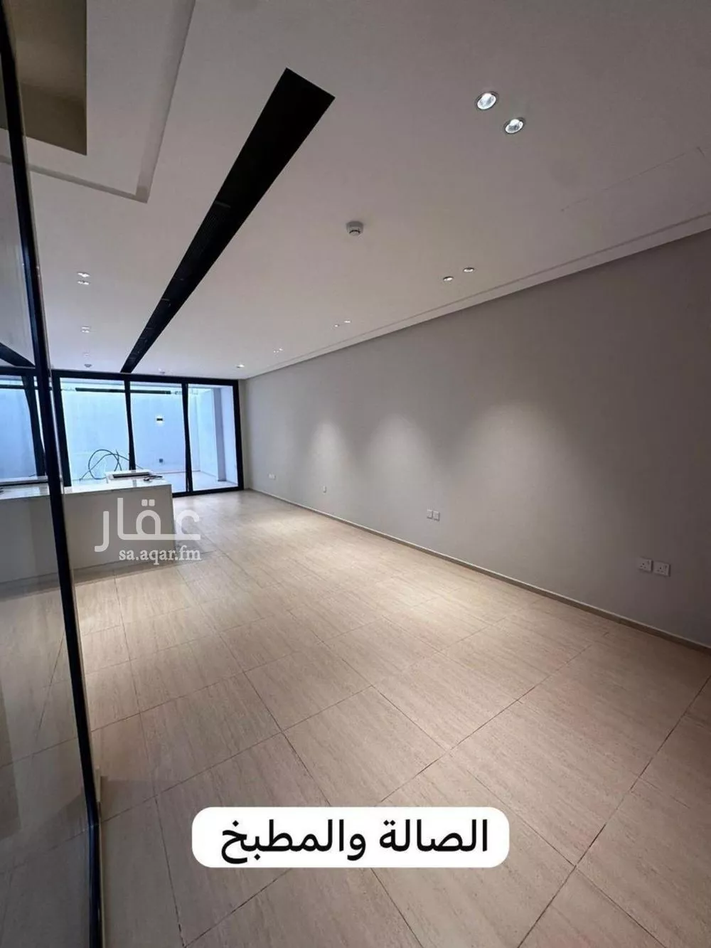 فيلا 3 غرف في العارض 12