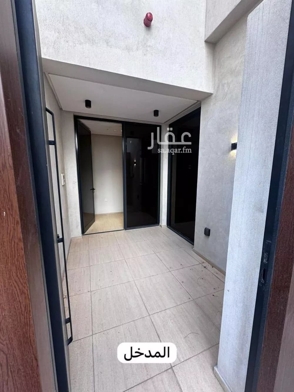 فيلا 3 غرف في العارض 13