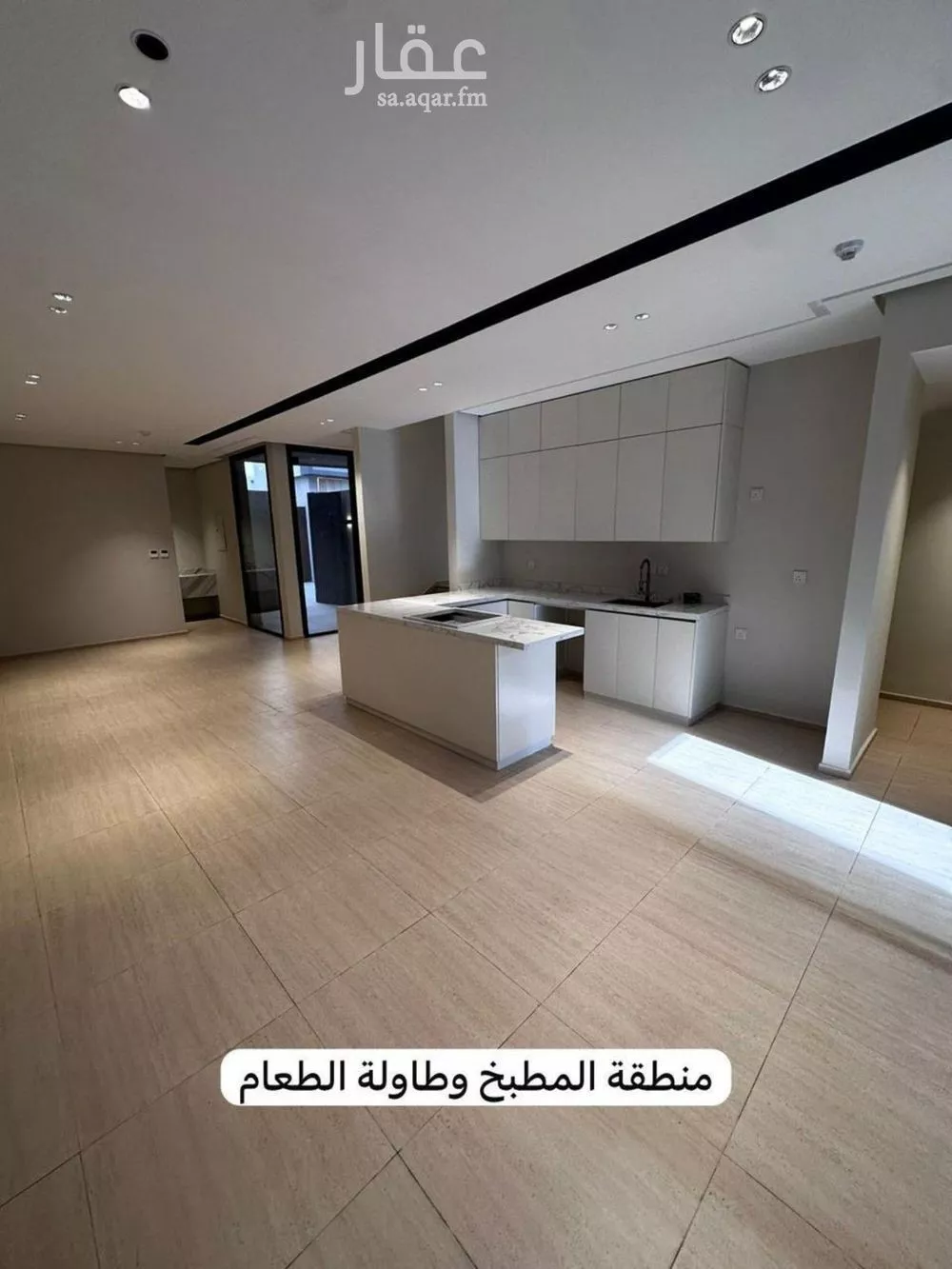 فيلا 3 غرف في العارض 3