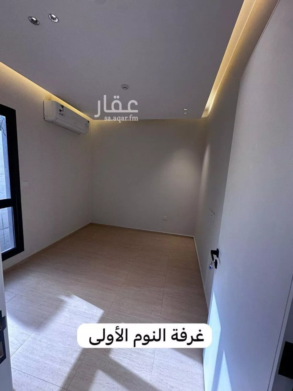 فيلا 3 غرف في العارض 6