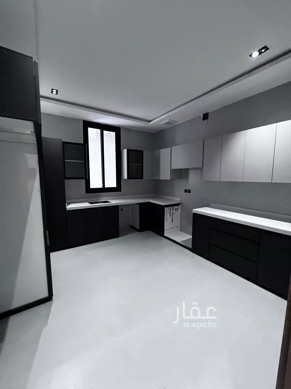 فيلا 4 غرف في الشرق 2