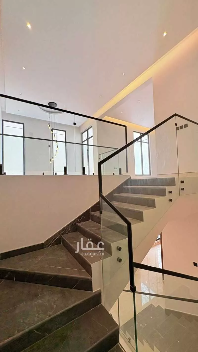 فيلا 5 غرف في المهدية 15