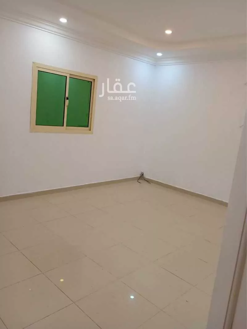 3 bedroom apartment in Madinat Al Umal 4