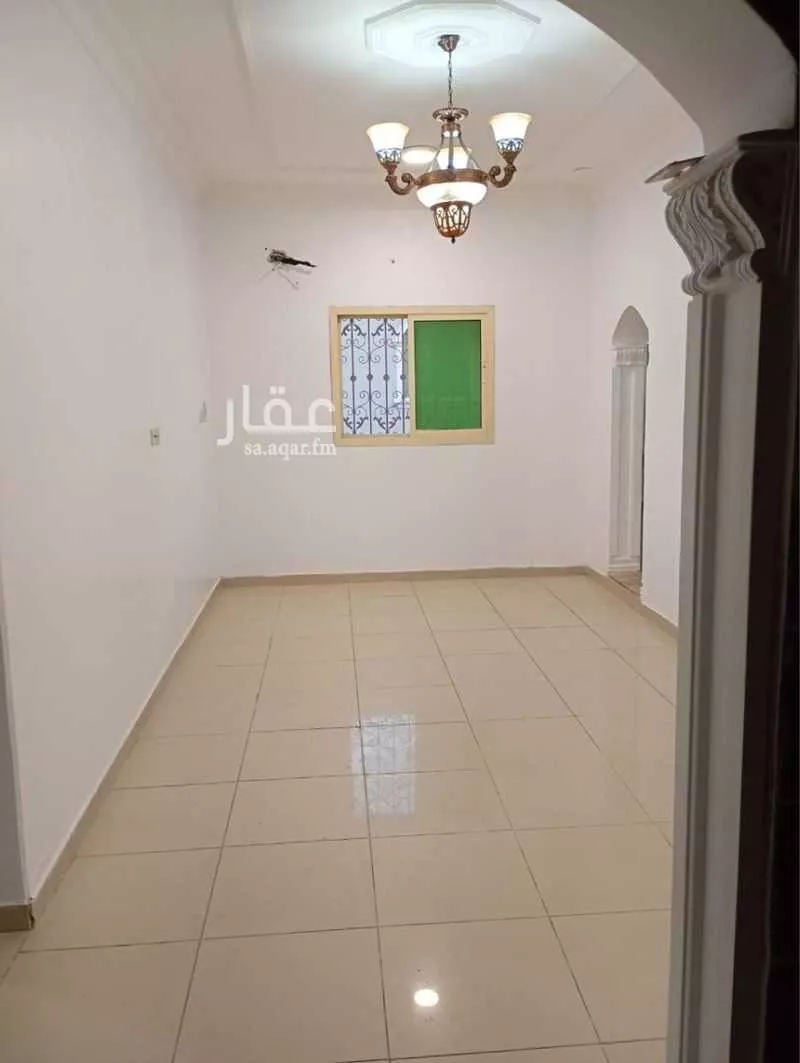 3 bedroom apartment in Madinat Al Umal 5
