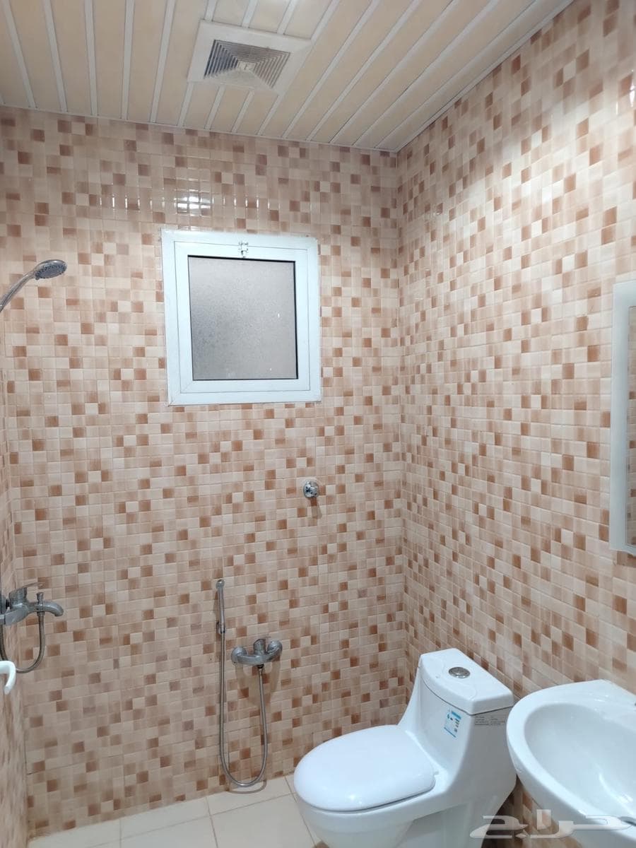 شقة 28 غرف في الريان 2