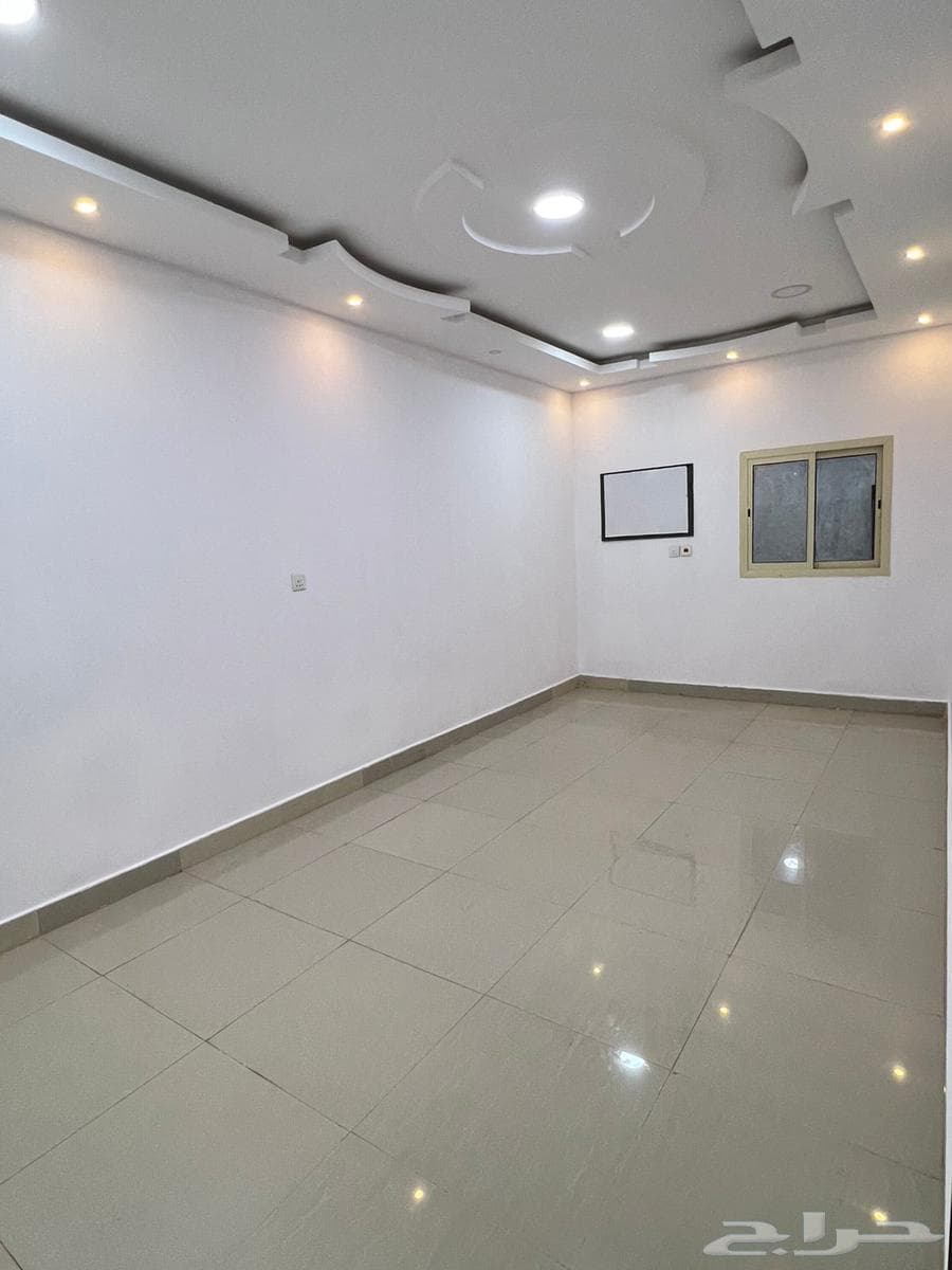 4 bedroom apartment in Al Nayfiyah 5