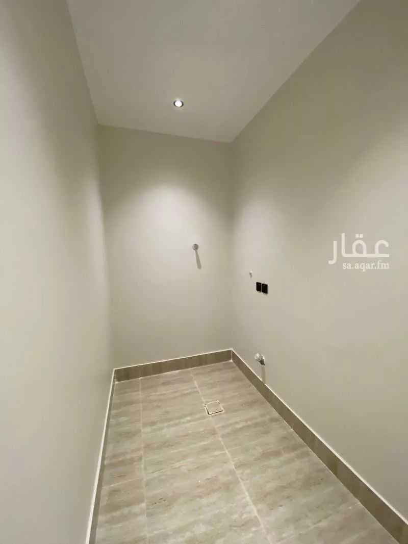 شقة 6 غرف في الندى 6