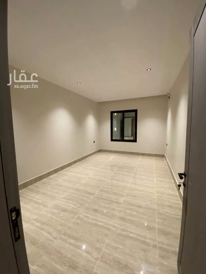 شقة 6 غرف في الندى 2