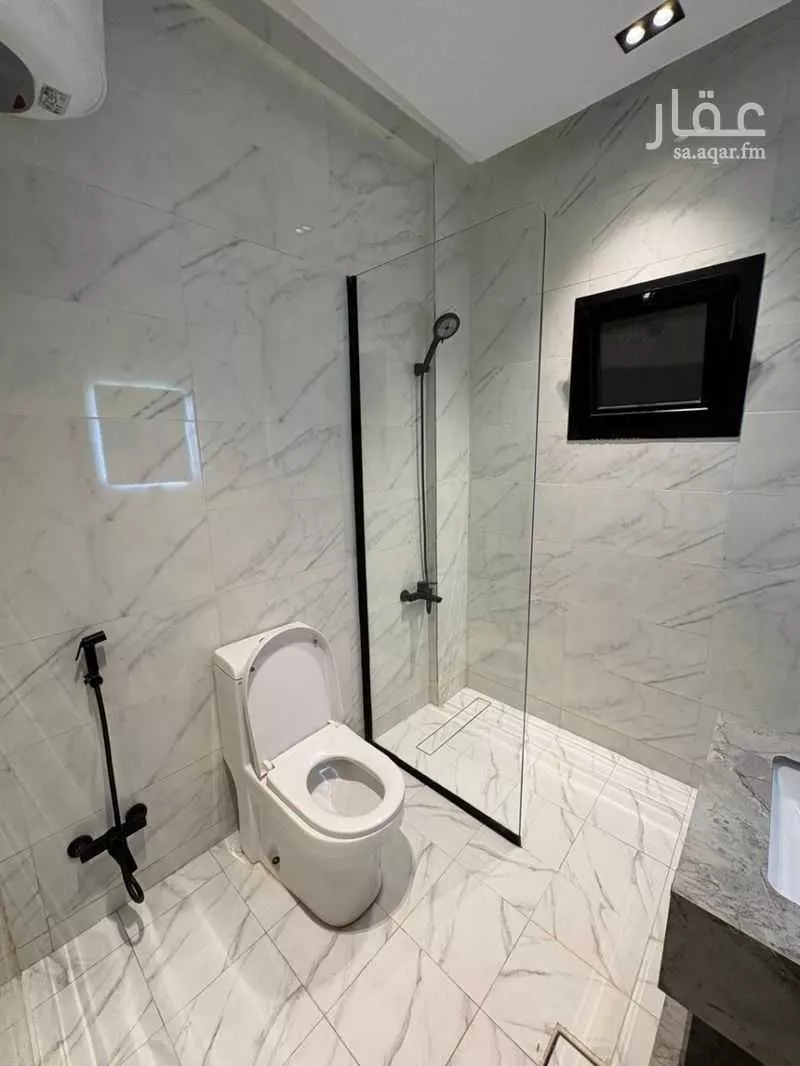 شقة 2 غرف في العليا 21