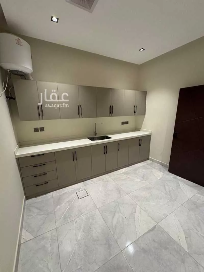 شقة 2 غرف في العليا 23