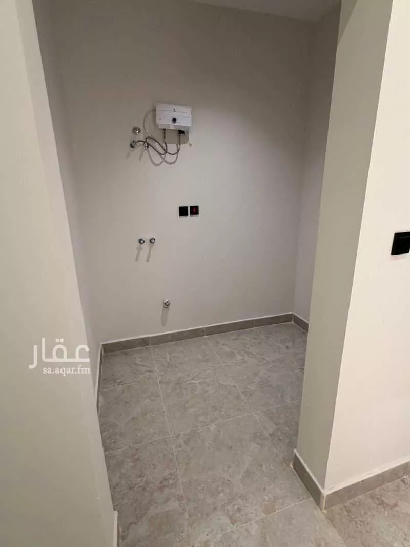 5 bedroom apartment in Al Rawdah 7