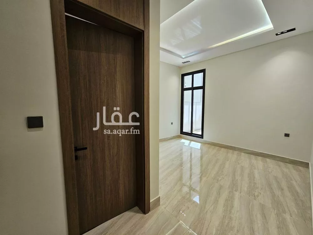 6 bedroom villa in Al Rimal 12