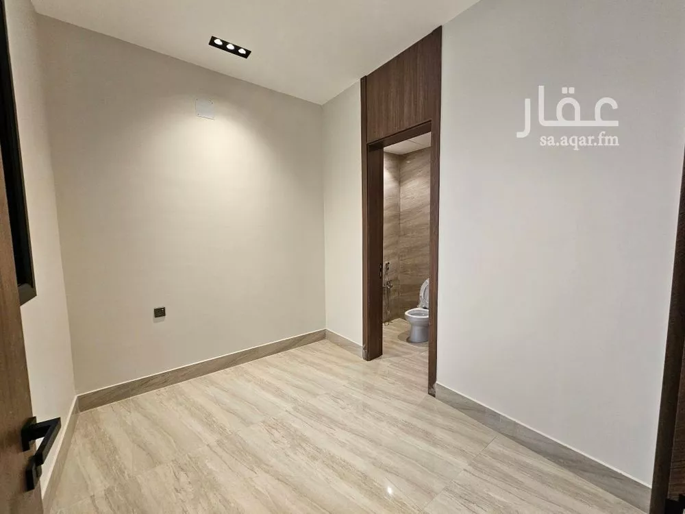 6 bedroom villa in Al Rimal 14