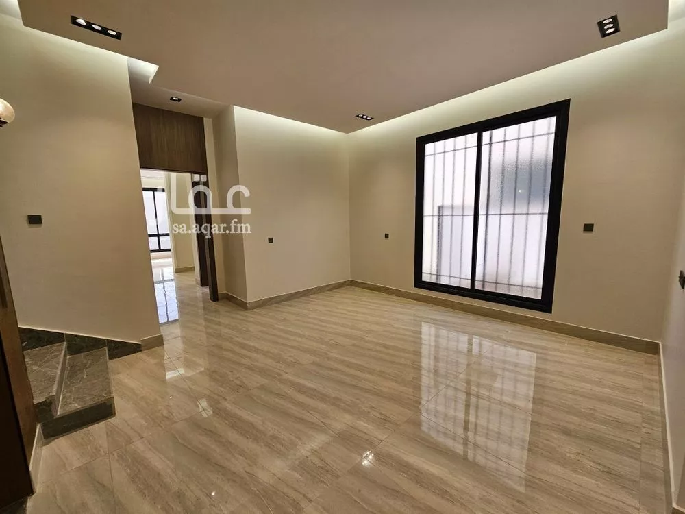 6 bedroom villa in Al Rimal 6