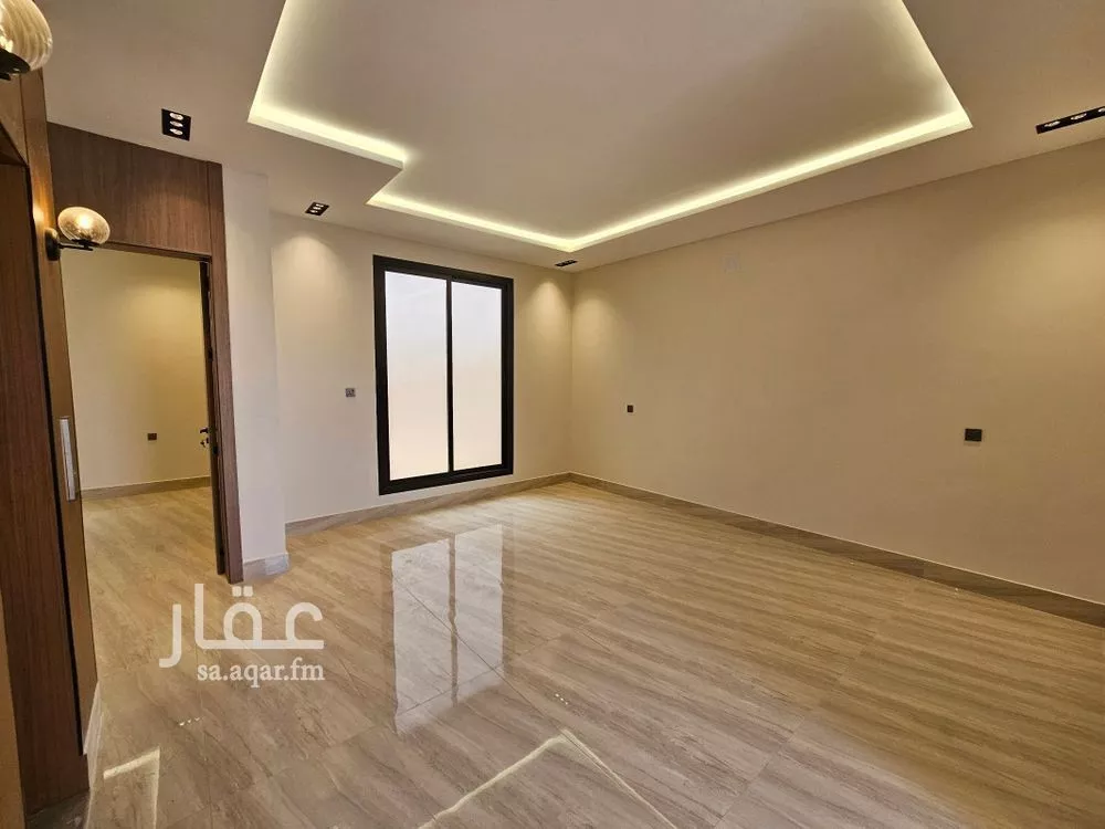 6 bedroom villa in Al Rimal 9