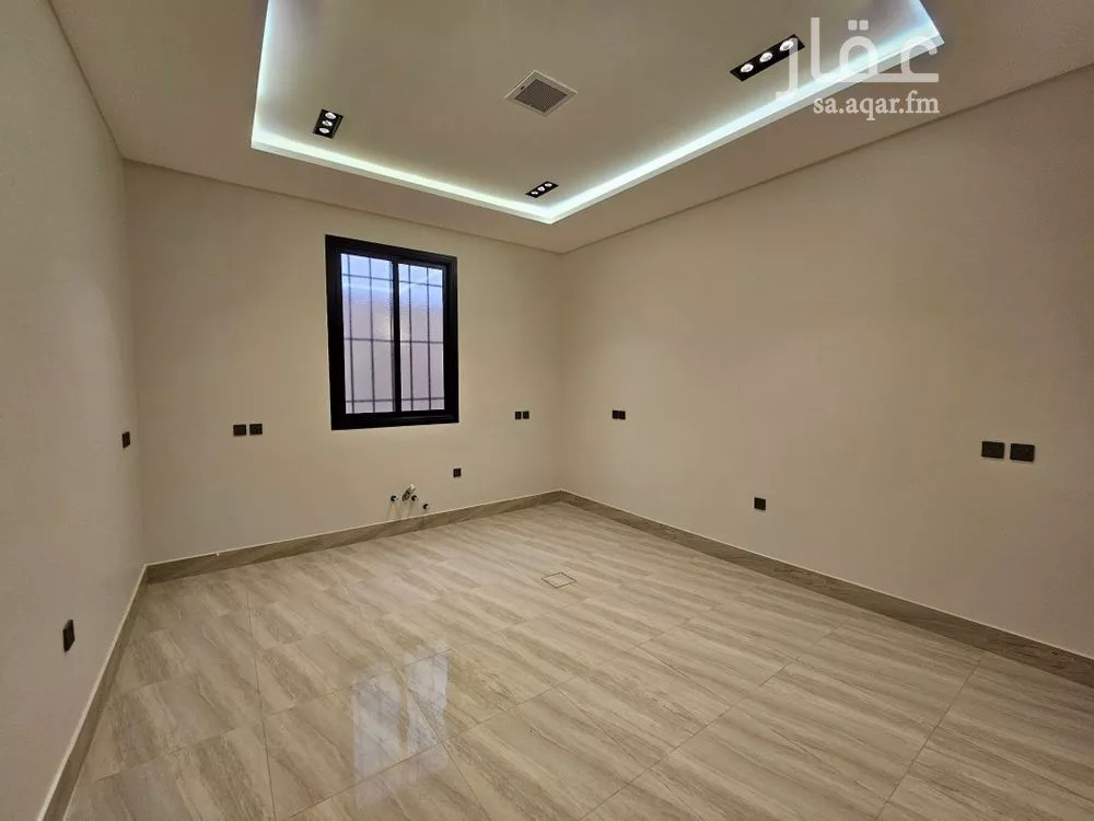 6 bedroom villa in Al Rimal 10