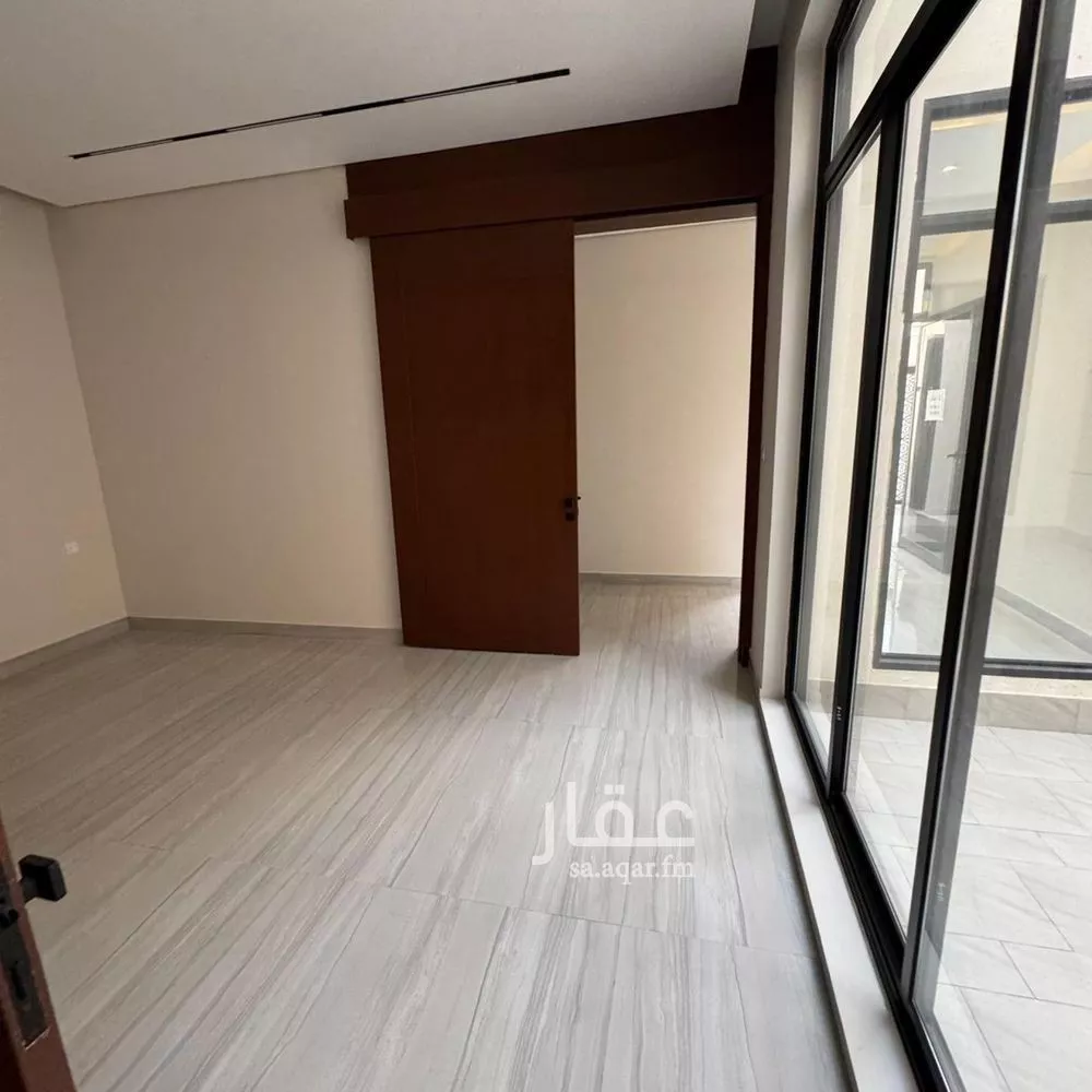 فيلا 4 غرف في النرجس 4