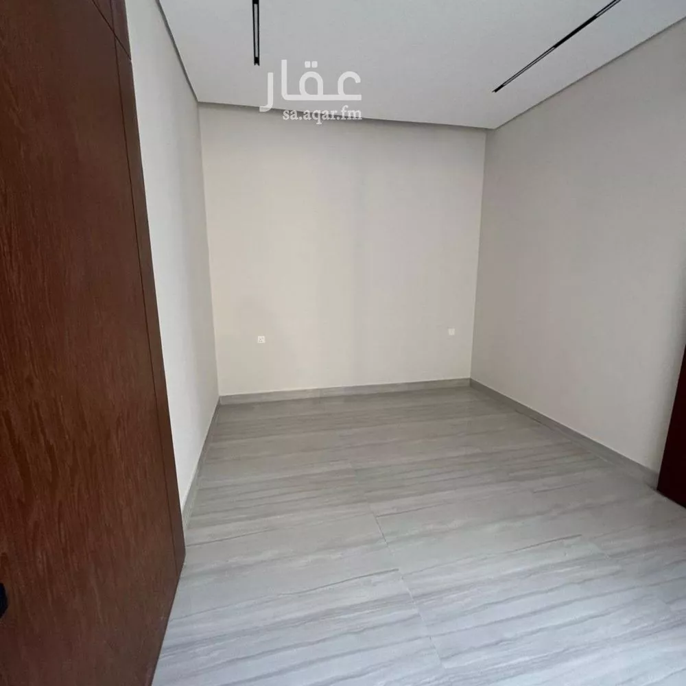 فيلا 4 غرف في النرجس 5