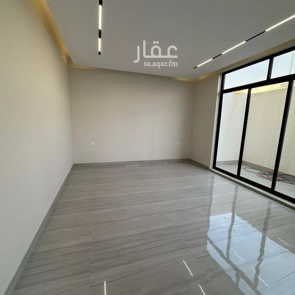 فيلا 4 غرف في النرجس 10