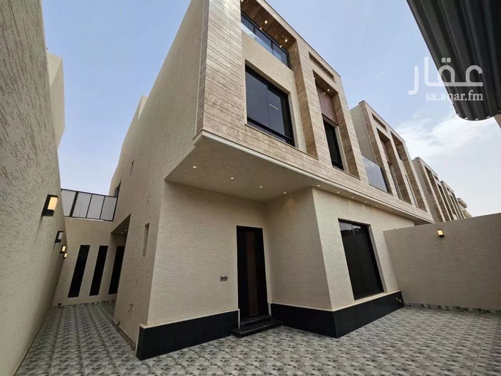 فيلا 6 غرف في الرمال 3