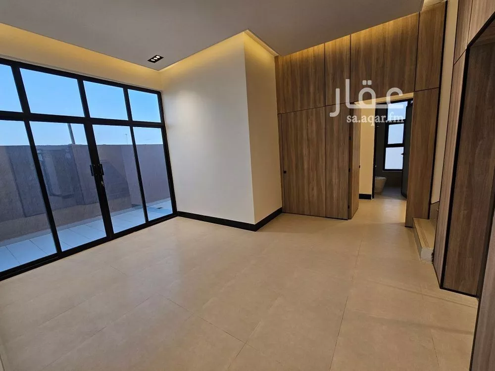 فيلا 6 غرف في الرمال 12