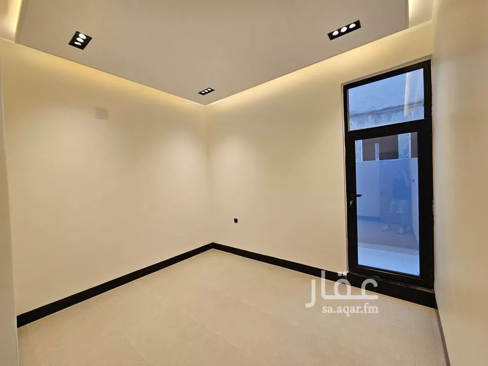 فيلا 6 غرف في الرمال 19