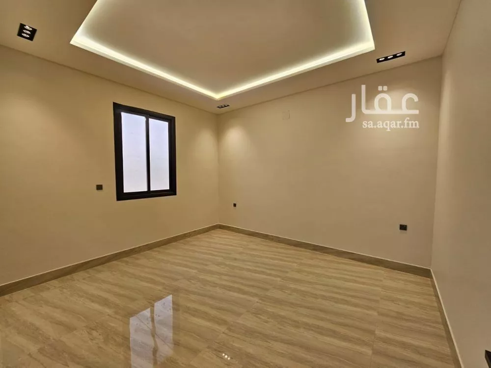 فيلا 6 غرف في الرمال 24