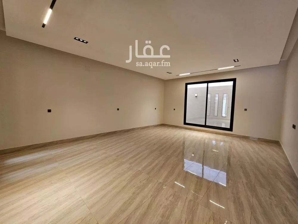 فيلا 6 غرف في الرمال 8