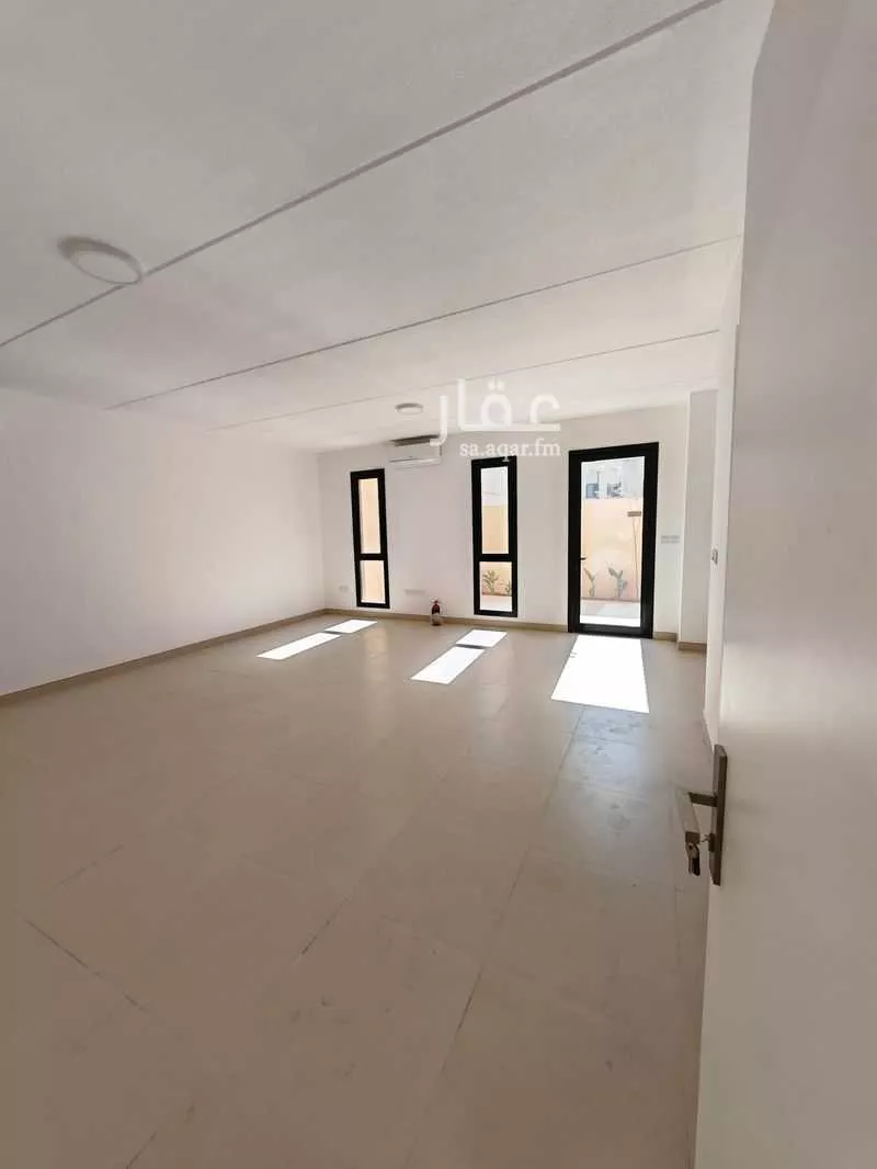 فيلا 3 غرف في سدرة 11