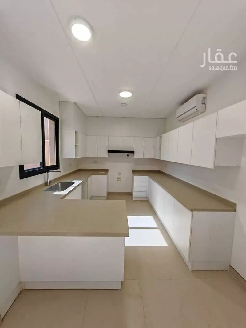 فيلا 3 غرف في سدرة 8