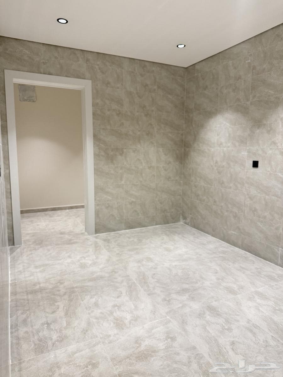 شقة 3 غرف في الشعلة 8