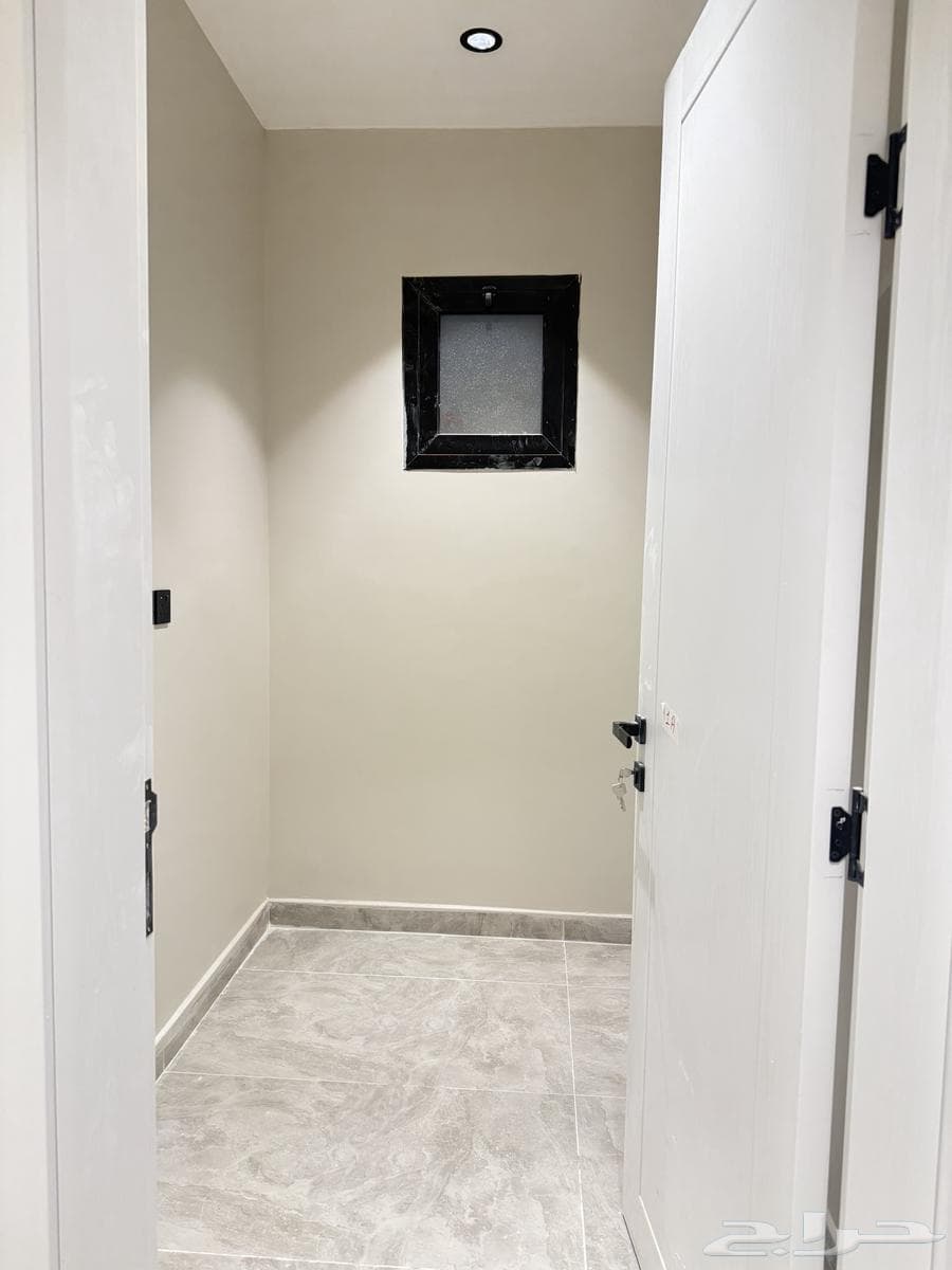 شقة 3 غرف في الشعلة 10