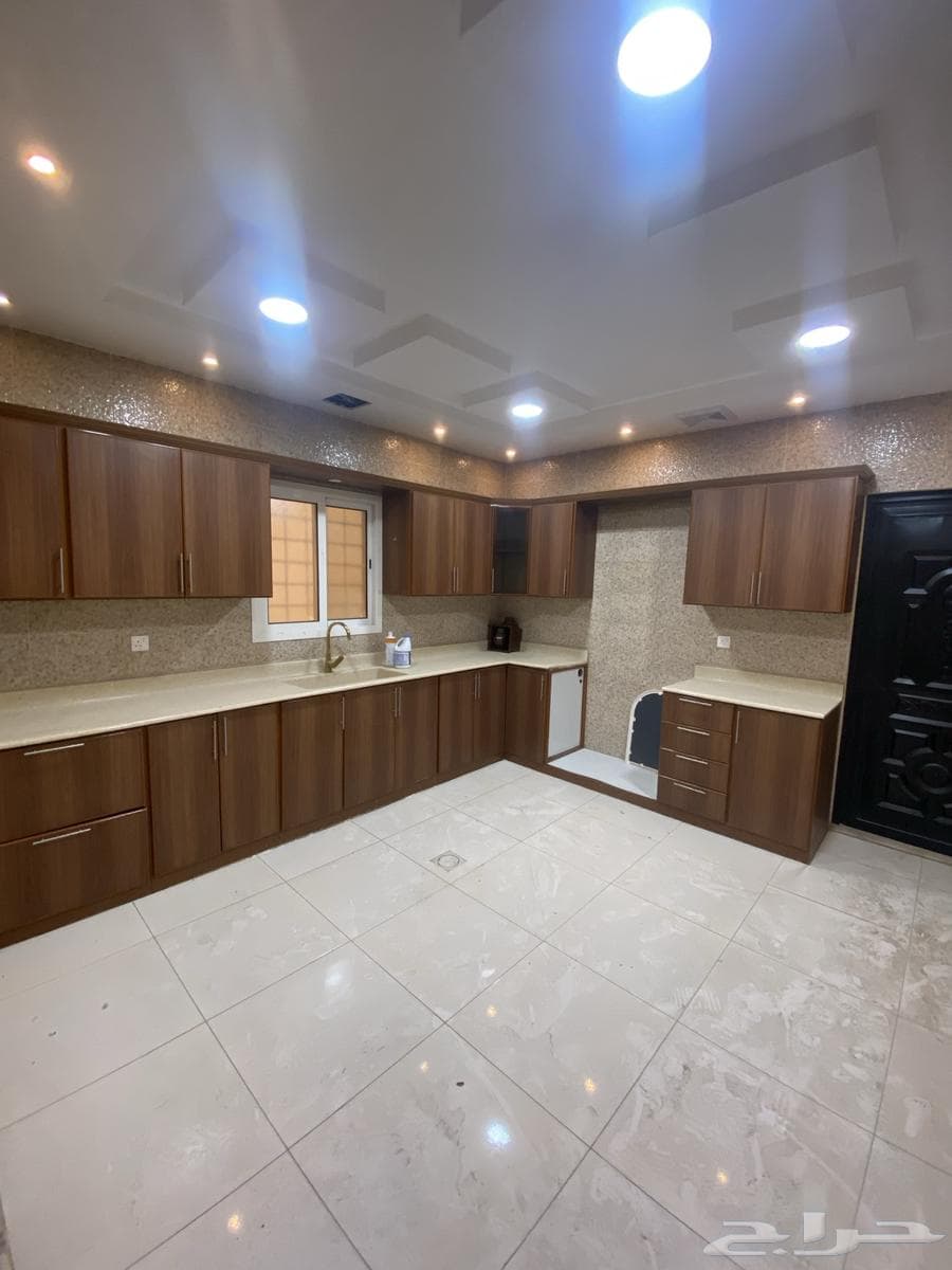 10 bedroom villa in Ash Shulah 18