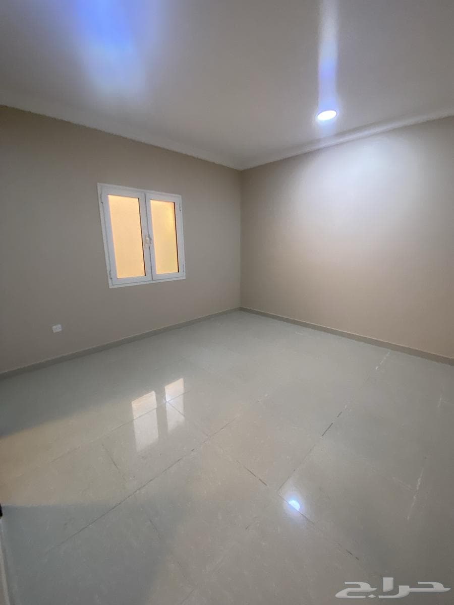 10 bedroom villa in Ash Shulah 5