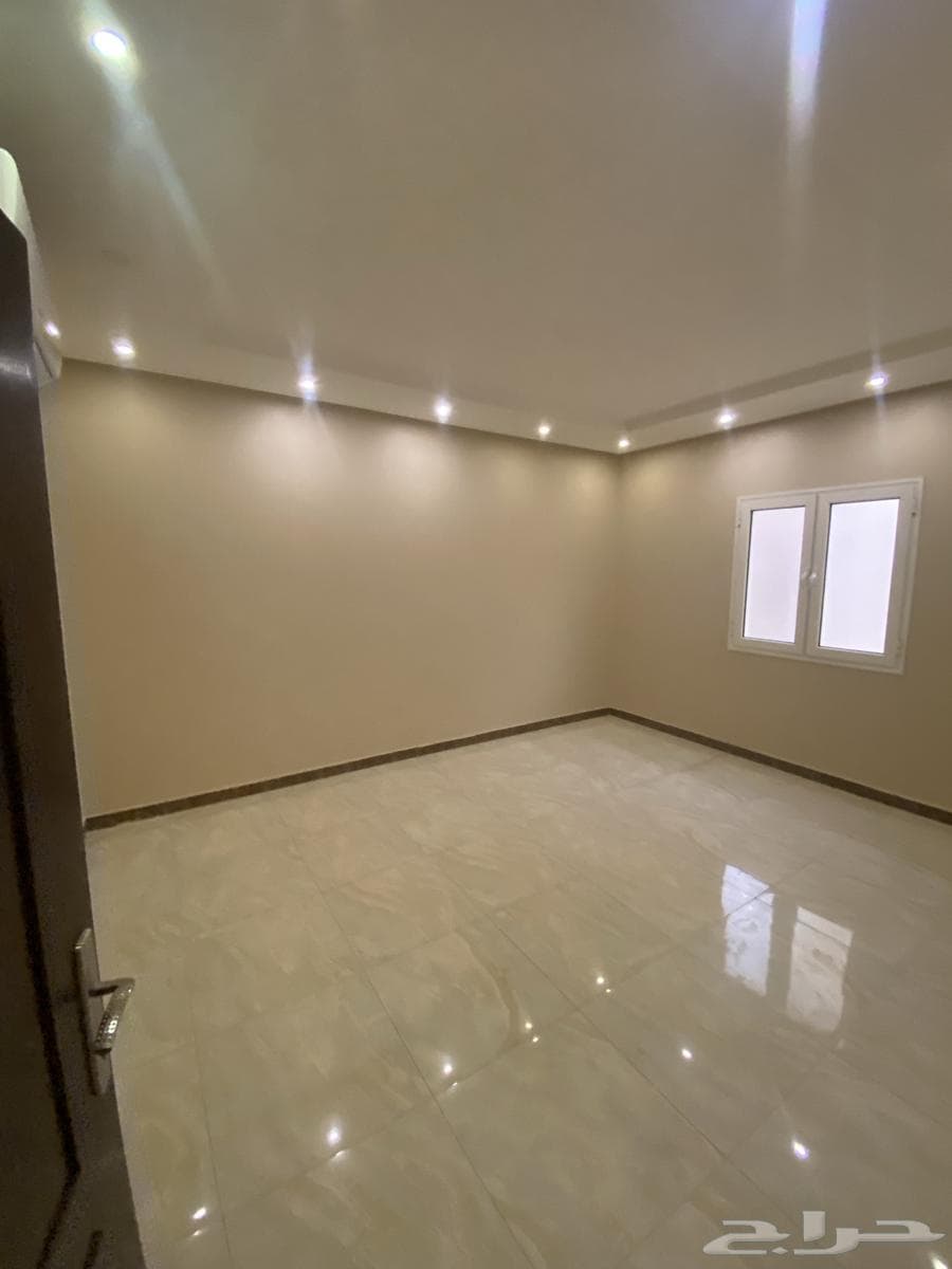 10 bedroom villa in Ash Shulah 7