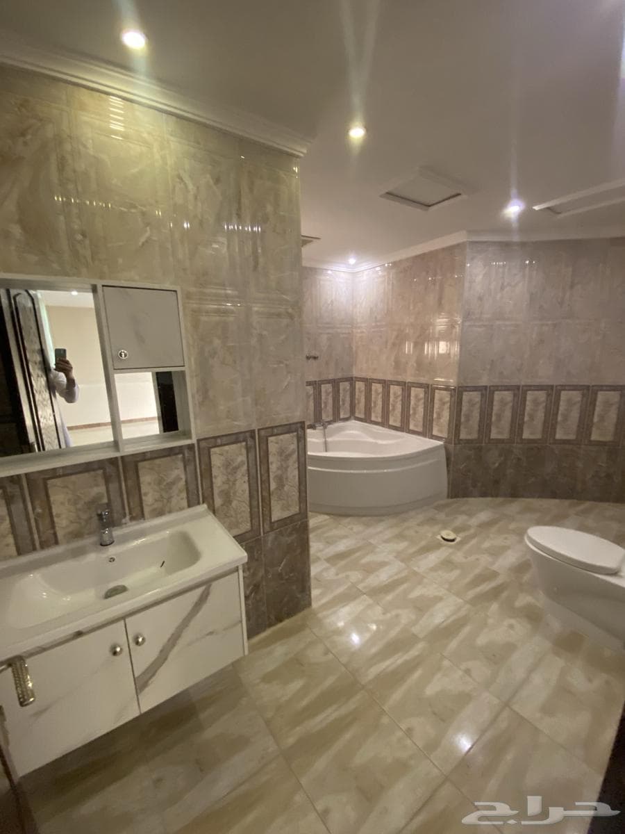 10 bedroom villa in Ash Shulah 10