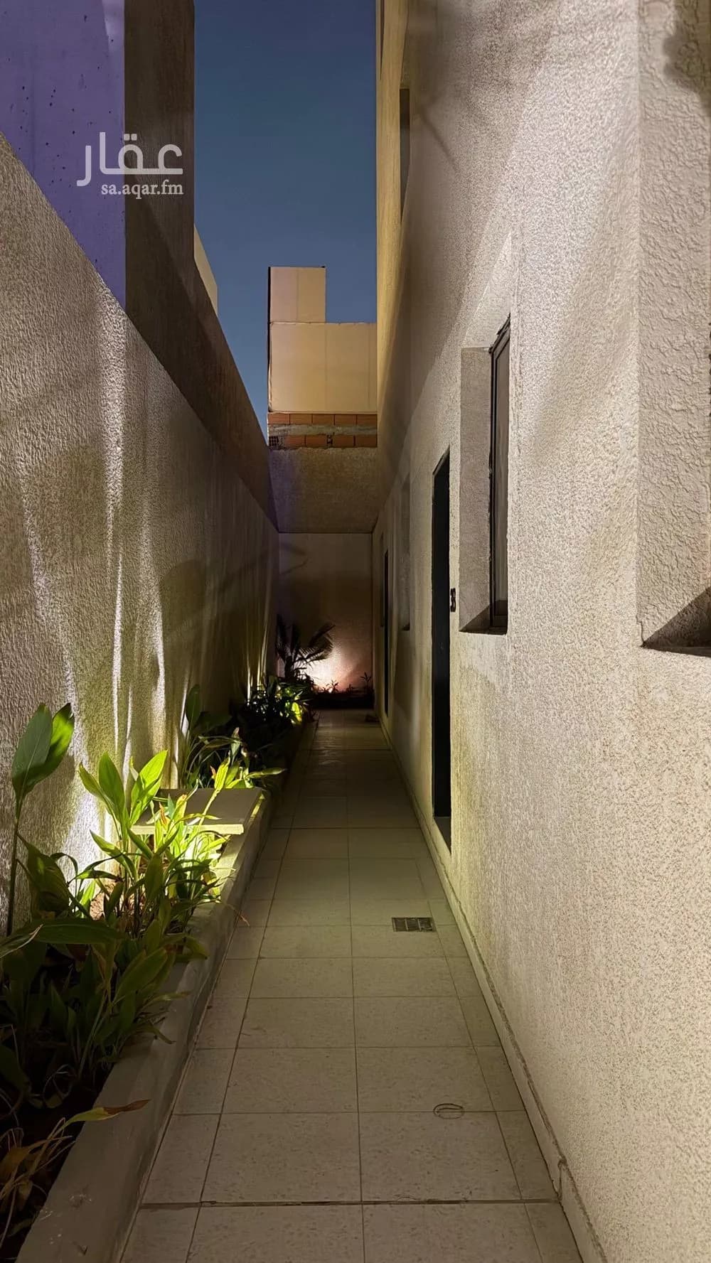 شقة 1 غرف في العقيق 3