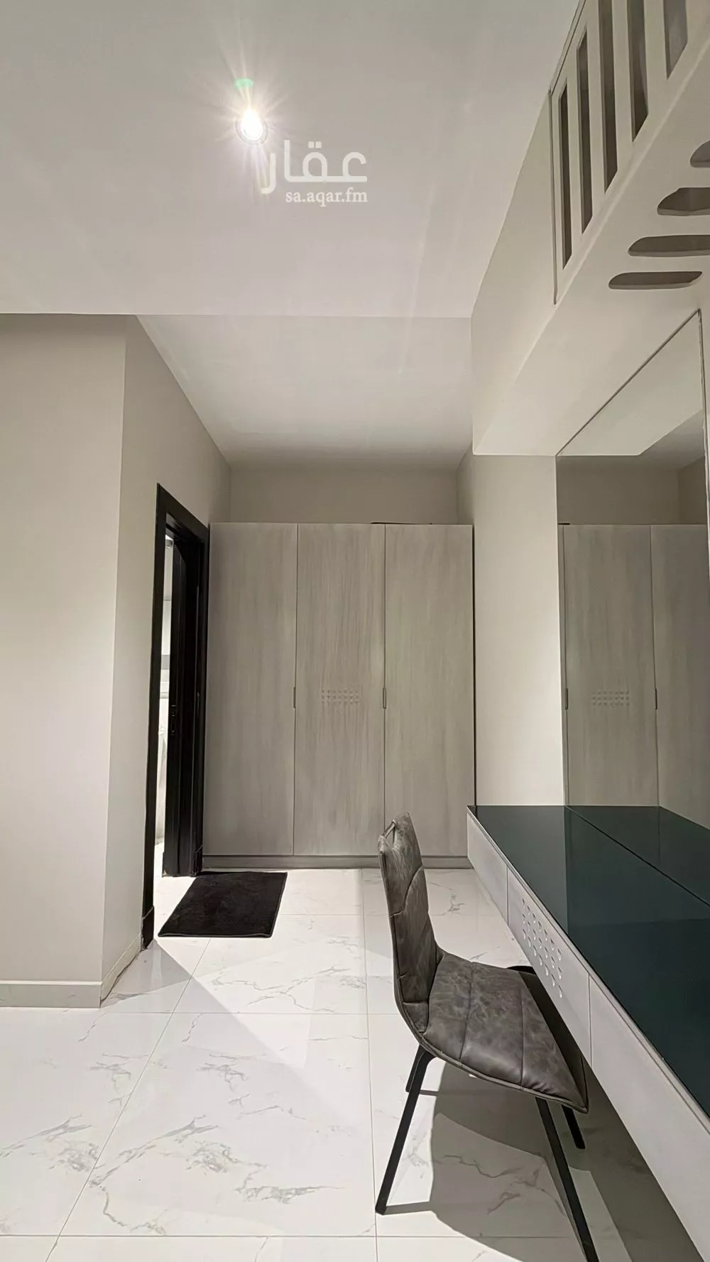 شقة 1 غرف في العقيق 9