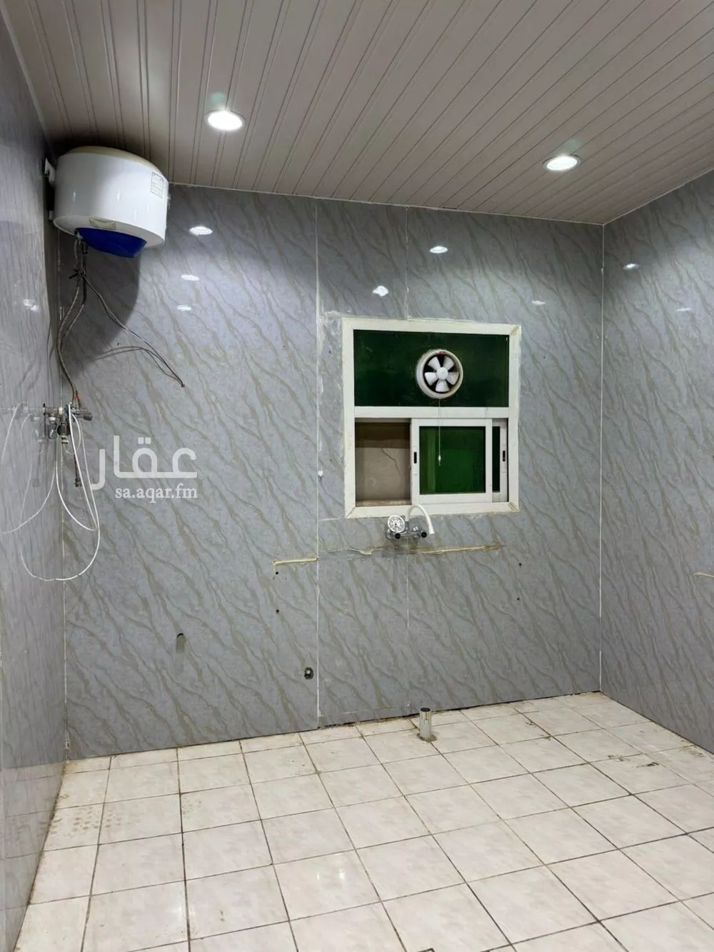 3 bedroom floor in Al Janadriyah 6